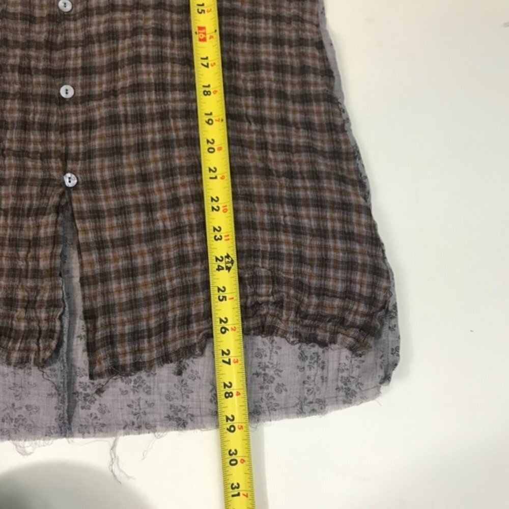 Sleeveless lightweight plaid and floral western vibe boyfriend shirt Size Small - Picture 8 of 9